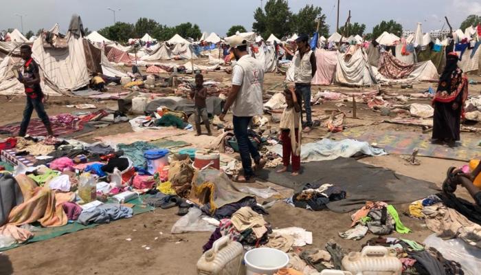 الهلال الأحمر الإماراتي يطلق حملة إغاثة عاجلة باليمن