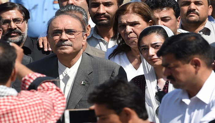 الرئيس الأسبق آصف علي زرداري