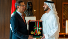 رئيس الإمارات يمنح سفير باكستان وسام الاستقلال
