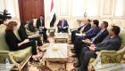 الرئيس اليمني: جريفيث يتماهى مع "مسرحيات الحوثي"