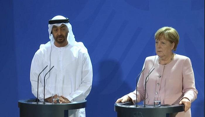 الشيخ محمد بن زايد وأنجيلا ميركل خلال المؤتمر الصحفي