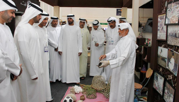عبدالله آل علي يستعرض نماذج من التراث البحري