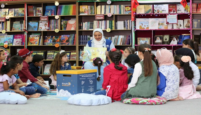 "كان ياما كان" تهدي 500 كتاب لـ3 آلاف طفل لاجئ في الأردن
