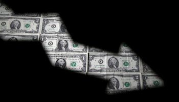 الدولار يواصل التراجع أمام الجنيه المصري