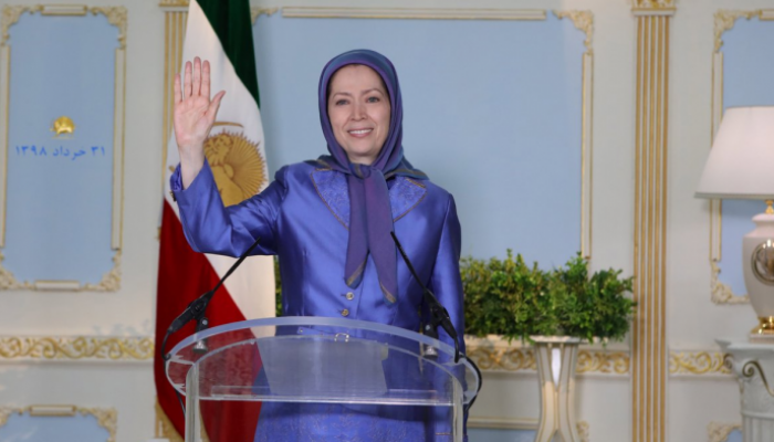 زعيمة المقاومة الإيرانية مريم رجوي