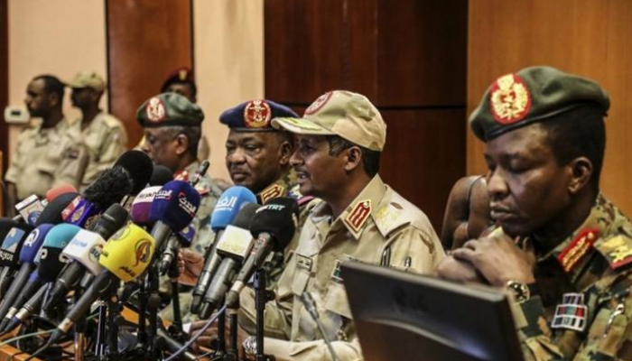 أعضاء بالمجلس العسكري السوداني