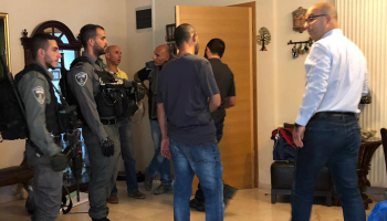 لحظة اعتقال  الهدمي من منزله