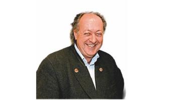 رايموند هينكو