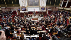 فرنسا تقر مشروع قانون يكافح الكراهية عبر الإنترنت