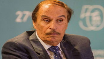 الممثل المصري عزت العلايلي 