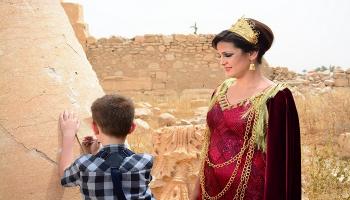 مشهد من فيلم "دم النخيل"