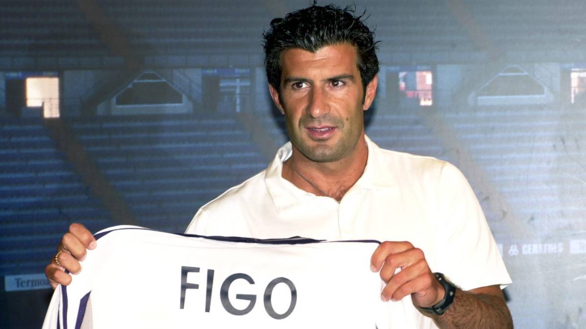 لويس فيجو نجم ريال مدريد السابق