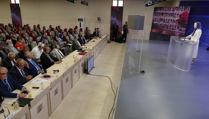 مريم رجوي زعيمة المعارضة الإيرانية