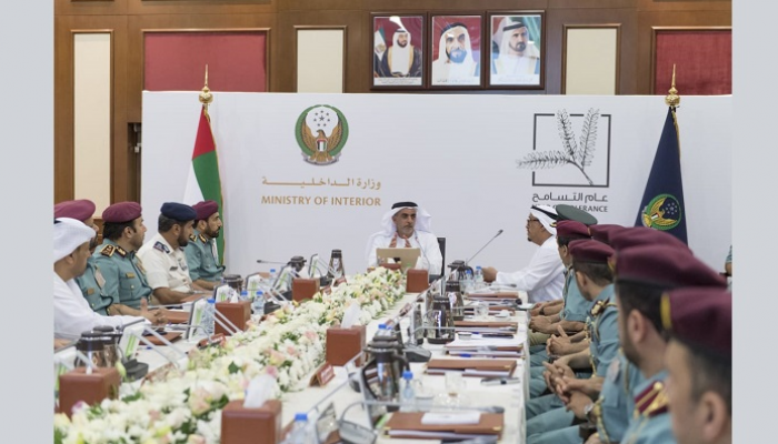 الفريق الشيخ سيف بن زايد آل نهيان يرأس اجتماع "السعادة والإيجابية"