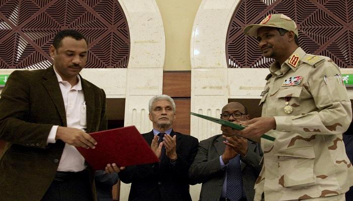 توقيع الاتفاق الأولي للإعلان السياسي بالسودان