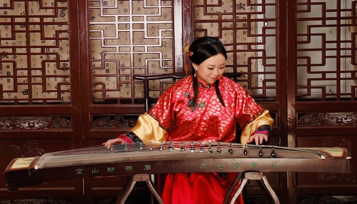 أشهر 7 آلات موسيقية صينية.. تاريخ فني رفيع