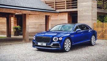بينتلي Flying Spur