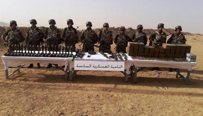 الجيش الجزائري يضبط أسلحة حربية على حدود مالي