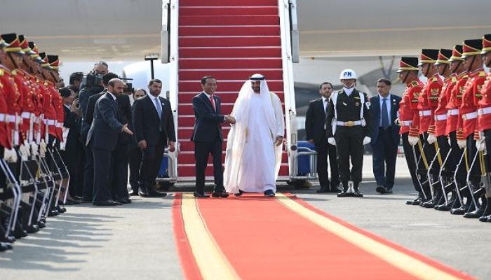 الشيخ محمد بن زايد آل نهيان يصل إلى إندونيسيا
