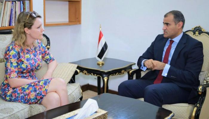 لقاء نائب وزير الخارجية اليمني مع القائم بأعمال السفارة البريطانية