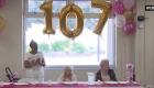 "تيتة الآنسة" تحتفل بعيد ميلادها الـ107.. وتكشف السر