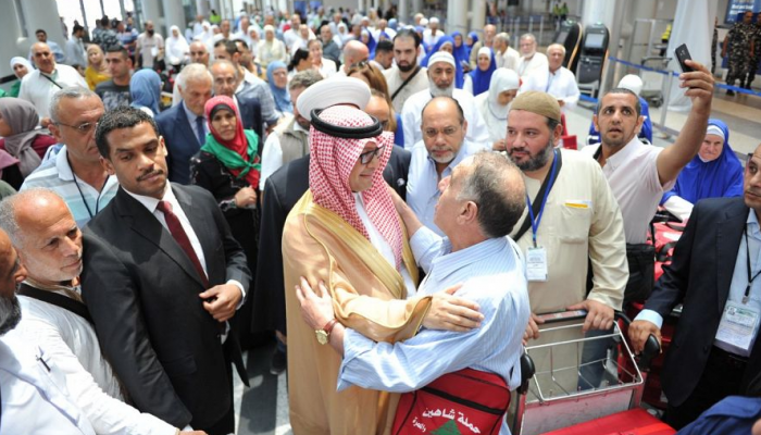 سفير خادم الحرمين الشريفين لدى لبنان يودع الحجاج
