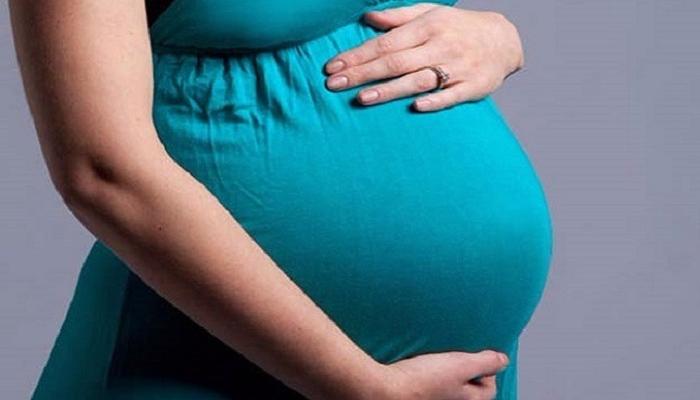 تكرار الغثيان يصيب الحامل بالجفاف