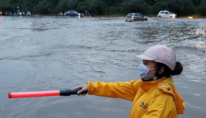 الفيضانات تقتل 8 في فيتنام