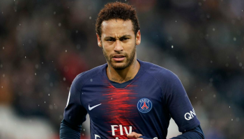 نيمار دا سيلفا لاعب باريس سان جيرمان