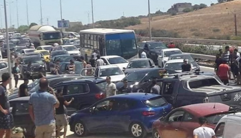 جانب من الاحتجاجات الشعبية في تونس