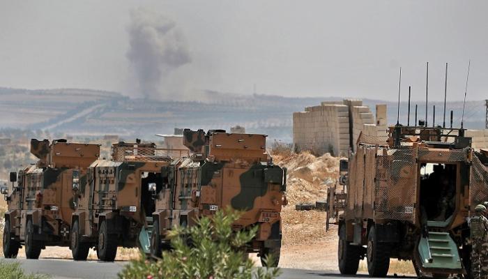 آليات تابعة للجيش السوري في خان شيخون- الفرنسية