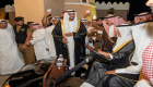 أمير مكة يزور جناح الإمارات في "سوق عكاظ"