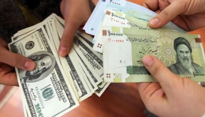 الريال الإيراني أمام الدولار - أرشيفية