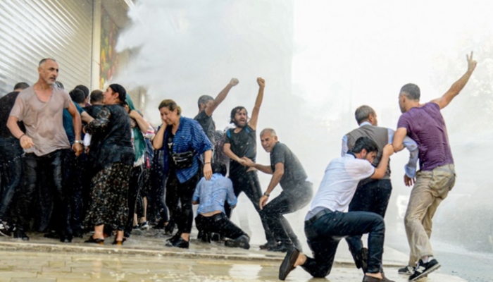 أردوغان يقمع مظاهرات الأتراك في ديار بكر - الفرنسية