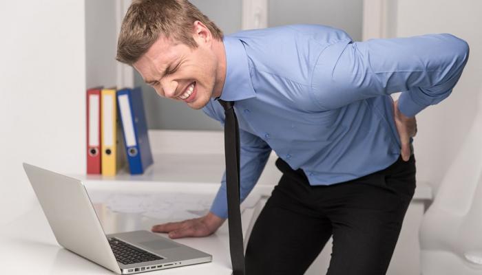 آلام أسفل الظهر هي الأكثر شيوعا بين مرضى العظام