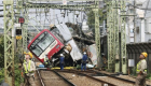 35 مصابا بتصادم قطار وشاحنة في اليابان