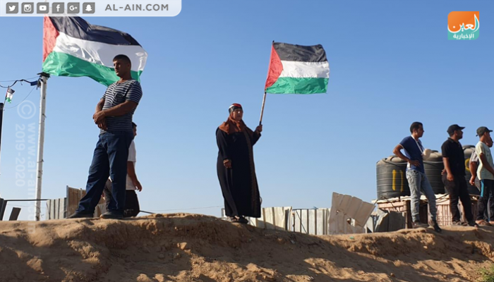 الفلسطينيون يواصلون المشاركة بكثافة في مسيرات العودة وكسر الحصار 