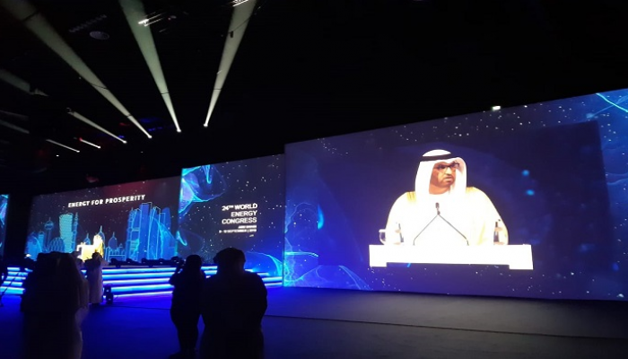 سلطان الجابر خلال كلمته بالمؤتمر