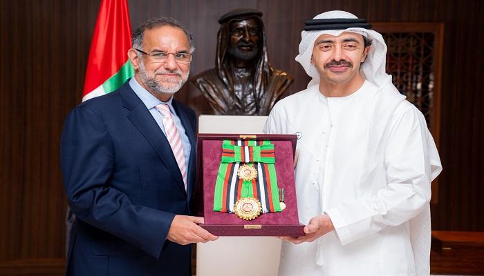 الشيخ عبدالله بن زايد آل نهيان ونفديب سينج سوري سفير الهند