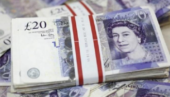 الإسترليني يرتفع لأعلى مستوى له أمام الدولار منذ 25 يوليو