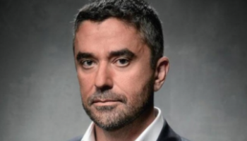 عمر سيف غباش