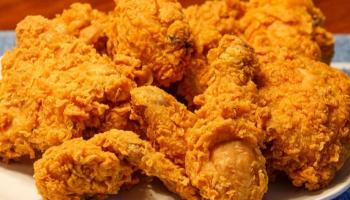 تناول الدجاج المقلي بالشوكة ممنوع في ولاية جورجيا