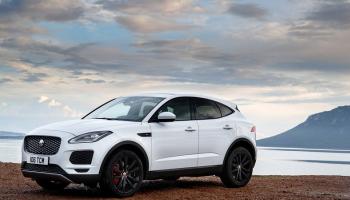 نسخة Checkered Flag الجديدة من طراز E-pace 