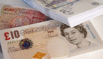 الإسترليني يتراجع أمام الدولار - أرشيفية