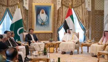 الشيخ محمد بن زايد آل نهيان ورئيس الوزراء الباكستاني