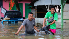 66 قتيلا حصيلة ضحايا فيضانات إندونيسيا 
