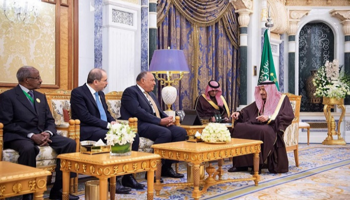الملك سلمان بن عبدالعزيز ووزراء خارجية الدول المشاطئة
