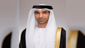 الدكتور ثاني بن أحمد الزيودي وزير التغير المناخي والبيئة الإماراتي