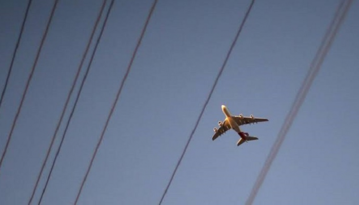 رحلات طيران تحول مسارها عن المجالين الجويين العراقي والإيراني