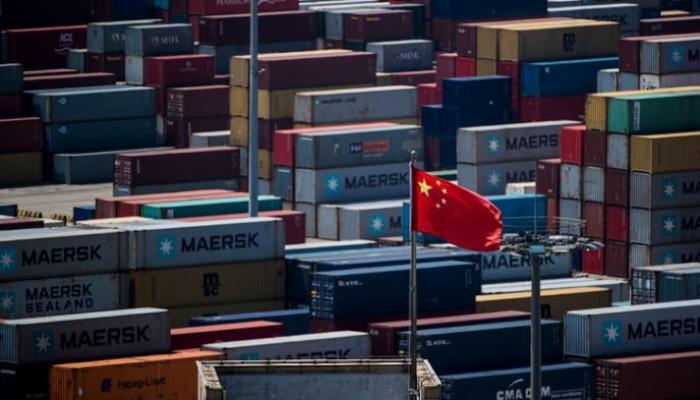 تراجع صادرات الصين من الهواتف المحمولة